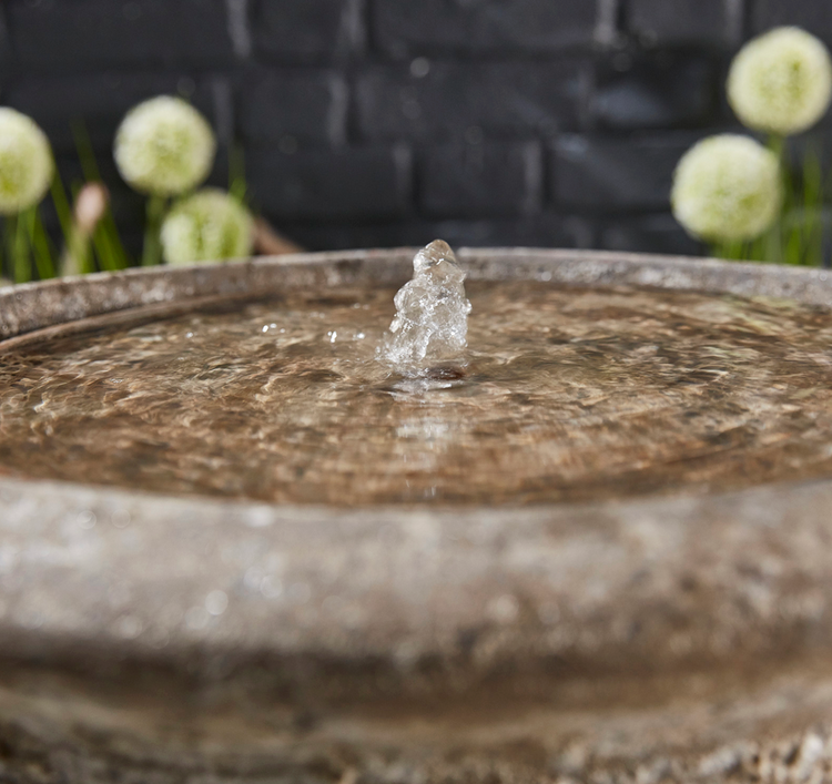 WATER FEATURES AND FOUNTAINS. SOLAR AND MAINS POWERED (LOCAL DELIVERY ONLY).