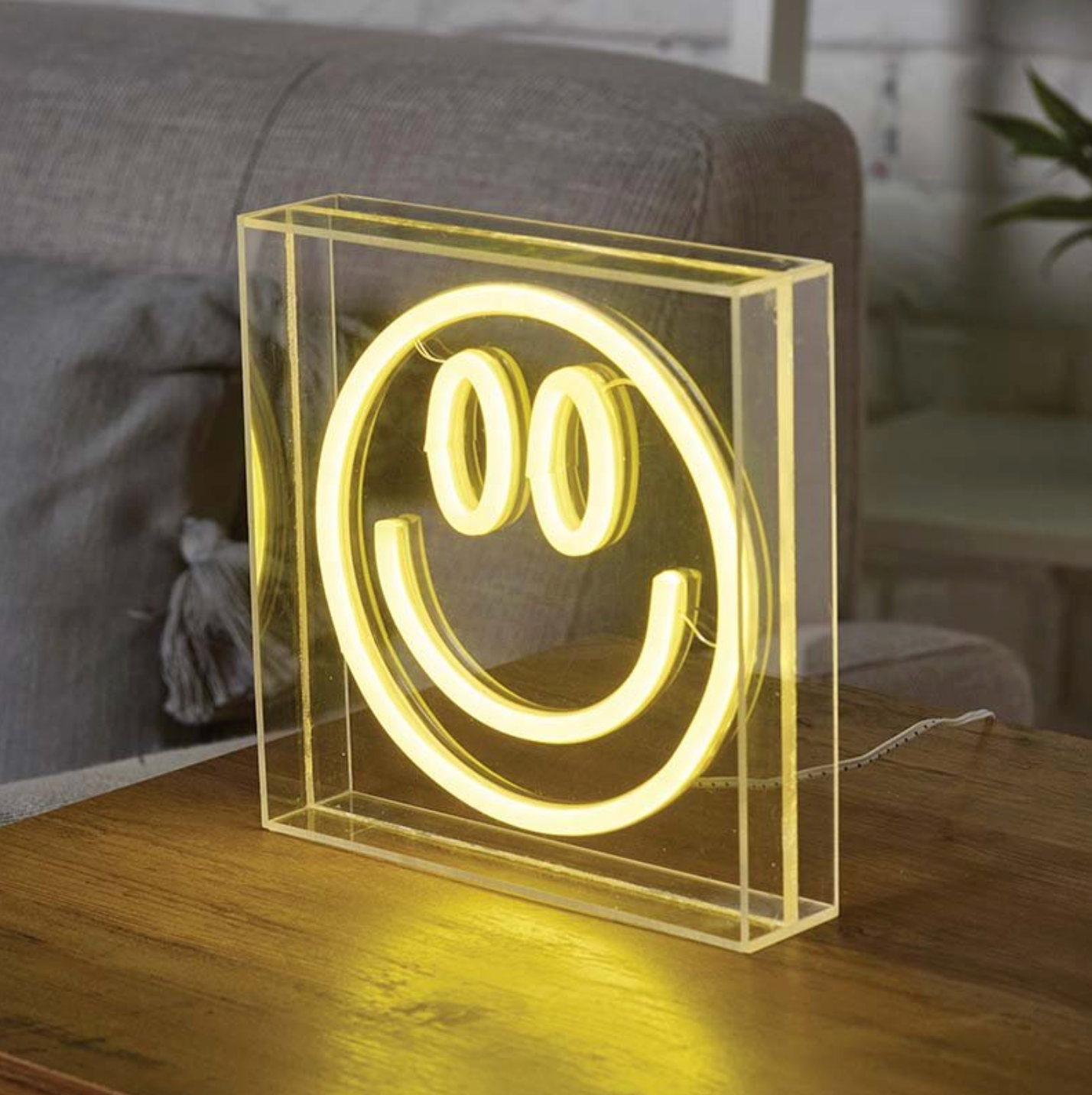 Smiley LV