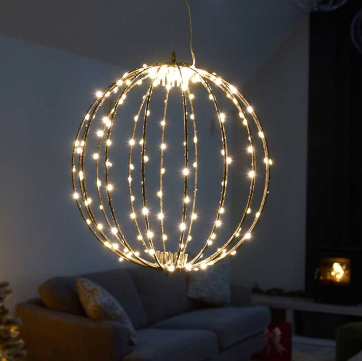 190 LED Twinkling Orb, Warm White 30cm