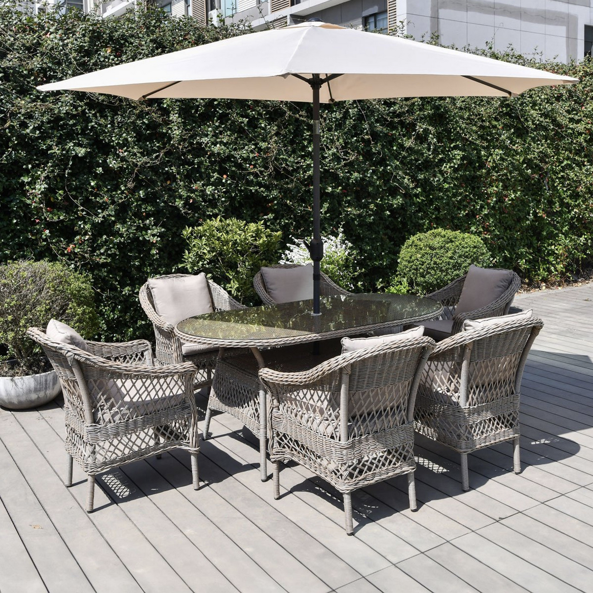 Serena 6 Seat Dining Set w/Parasol OUT OF STOCK.