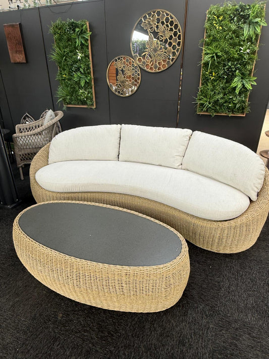 Pod 3 Seat with Table