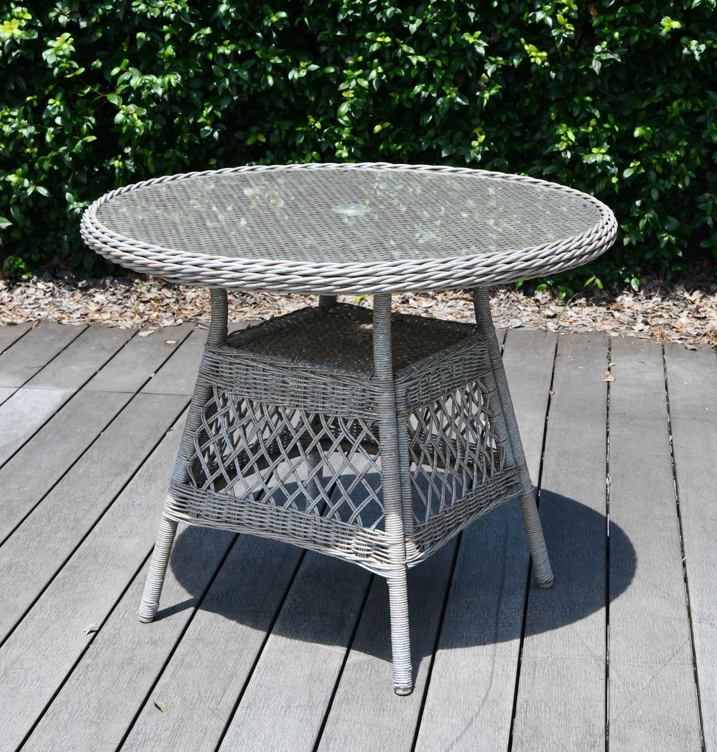 Serena 4pc Dining Set. Delivery June.