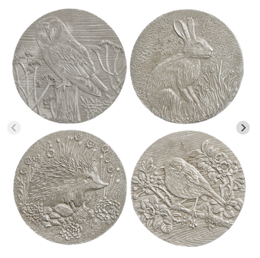 
British Wildlife Stepping Stones

Mixed pallet of 4 designs. 30 Pieces of each design as follows, Robin, Hedgehog, Hare & Barn Owl