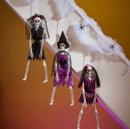 Hallo Witch (purple dress).