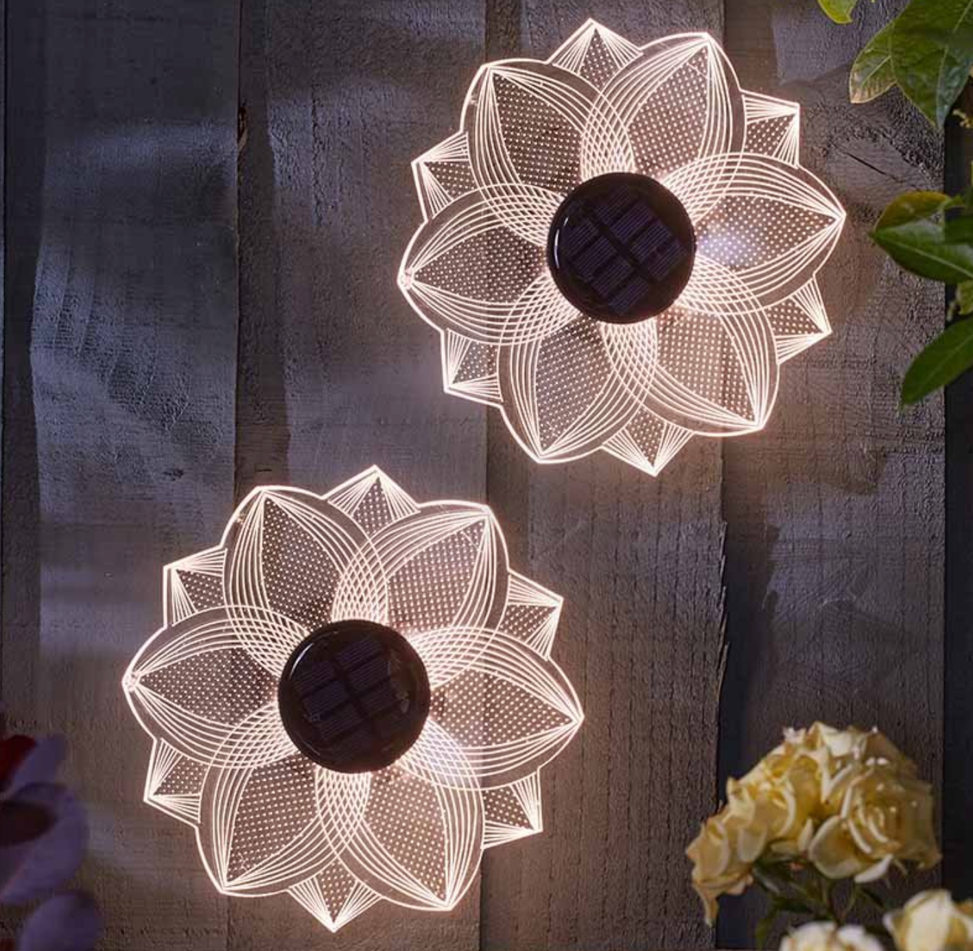 BloomLine Fence & Wall Decor 2pk
